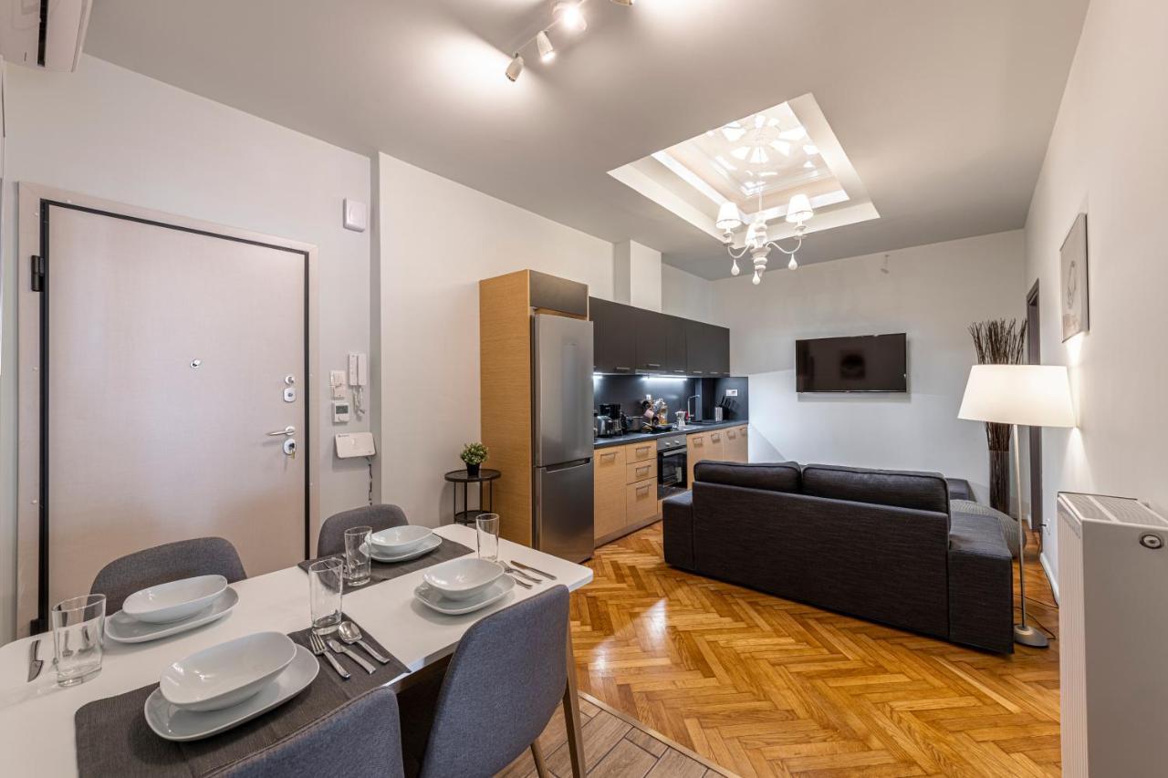 Modern 5bd In The Heart Of